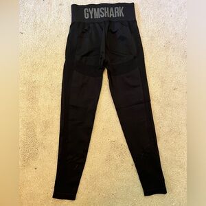 Gymshark Flex High Waisted Black Leggings (medium)